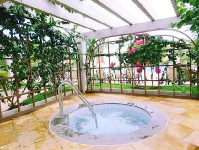 Flat Lacqua Diroma 4 Apartment *