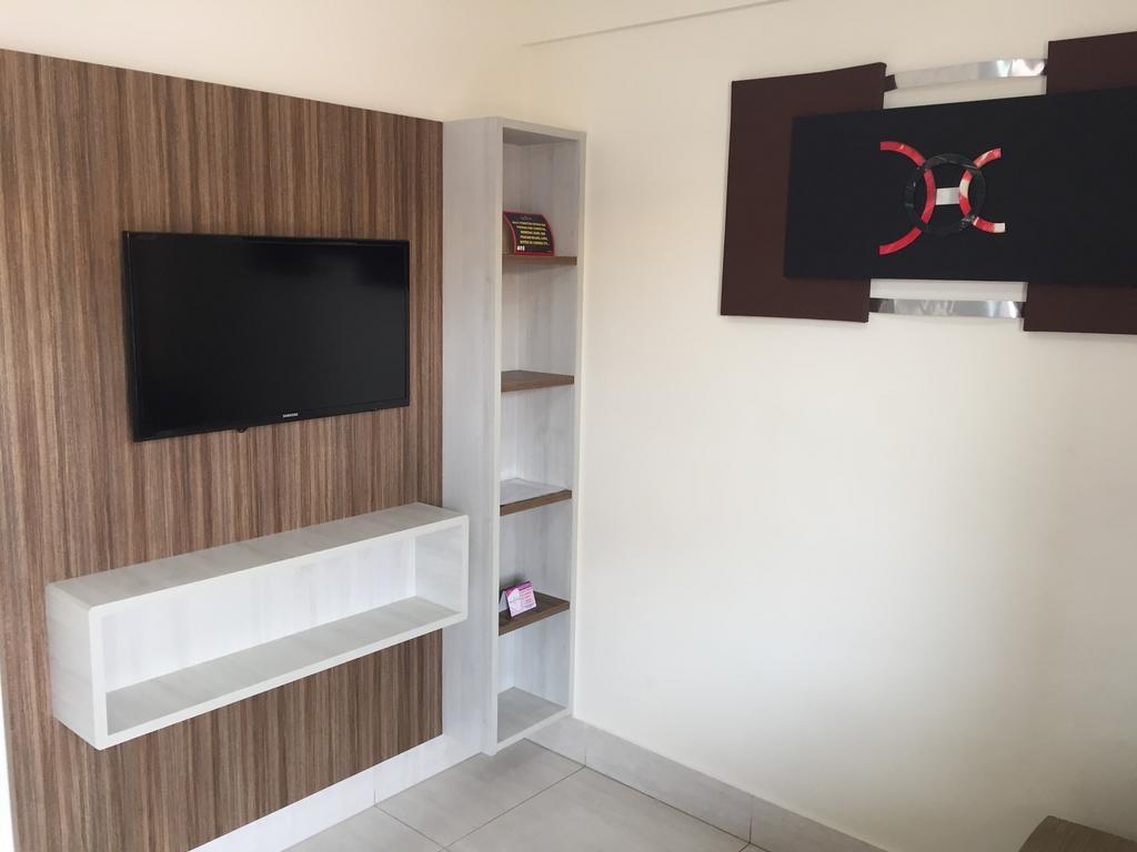 Apartment Flat Lacqua Diroma 4